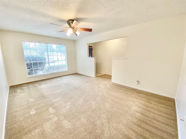 2908 Lisa Lane, Arlington, TX 76013