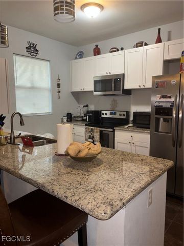 4059 Washington AVE, Fort Myers, FL 33916