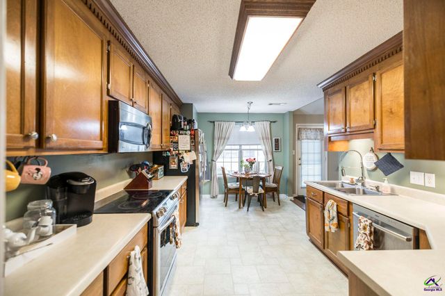 108 Musket Fire Lane, Warner Robins, GA 31088