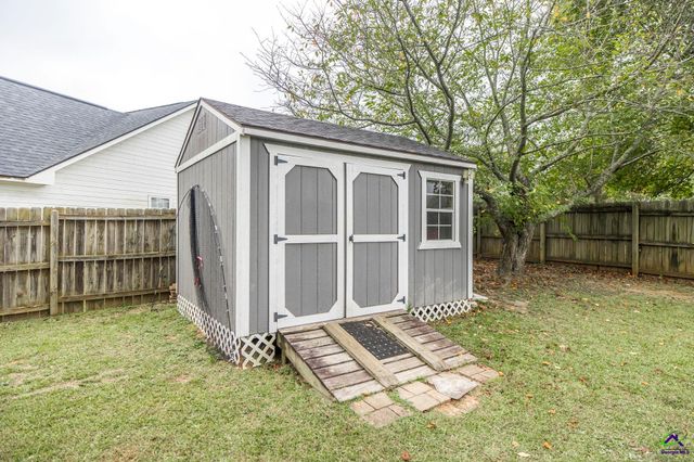 108 Musket Fire Lane, Warner Robins, GA 31088