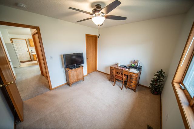 2104 McQuillan Ct SE, Rochester, MN 55904