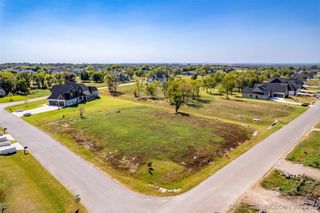 17862 E Patriot Drive, Owasso, OK 74055