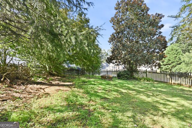 4904 Ascot Bluff NW, Acworth, GA 30102