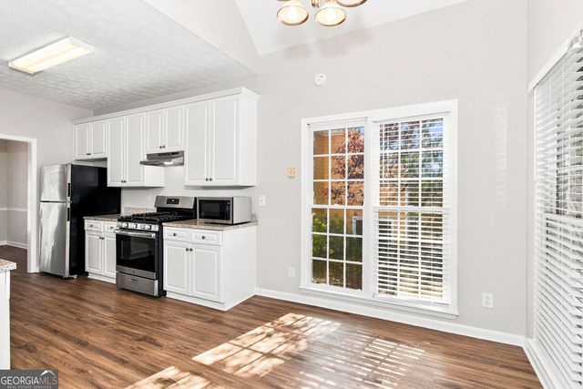 4904 Ascot Bluff NW, Acworth, GA 30102