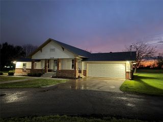 10109 Clark Airfield Road, Justin, TX 76247