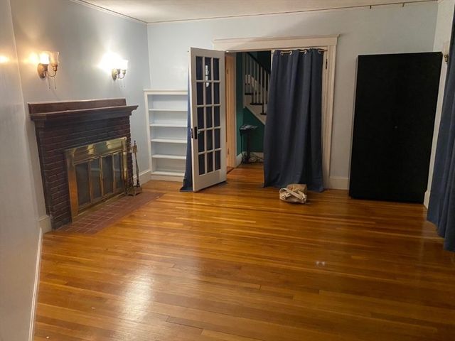 43 Dixwell Ave, Quincy, MA 02169