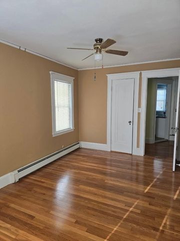 43 Dixwell Ave, Quincy, MA 02169