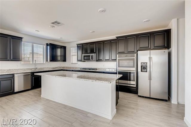 719 Foreign Reef Way, Las Vegas, NV 89138