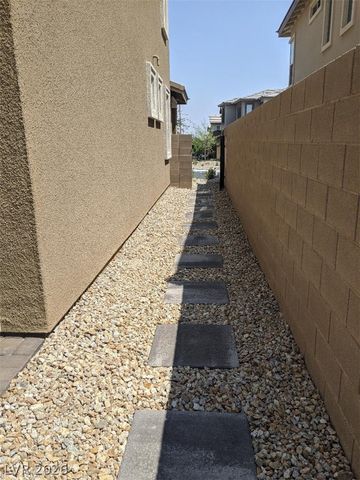 719 Foreign Reef Way, Las Vegas, NV 89138
