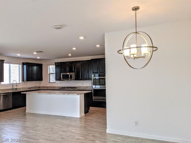 719 Foreign Reef Way, Las Vegas, NV 89138