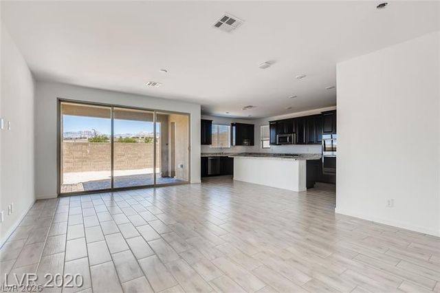719 Foreign Reef Way, Las Vegas, NV 89138