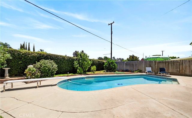 841 Candlewood Street, Brea, CA 92821