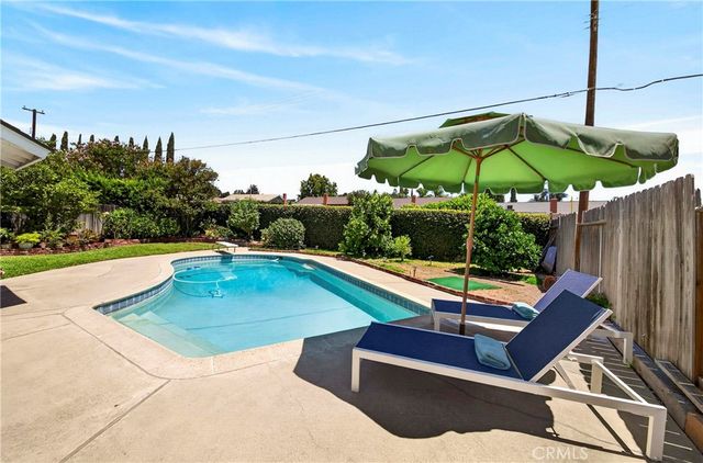 841 Candlewood Street, Brea, CA 92821
