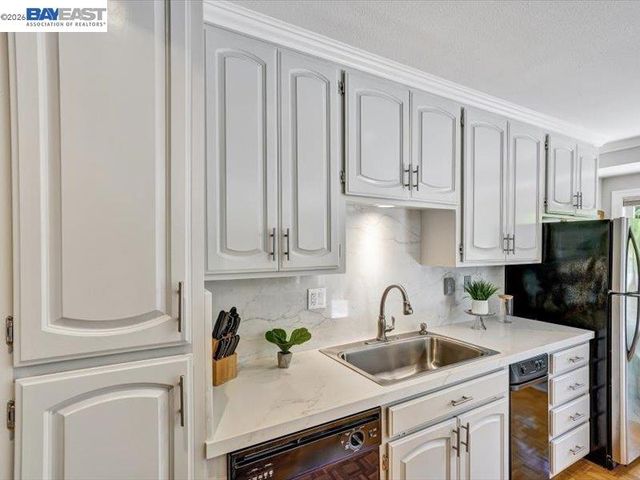 775 Bonde Ct, Pleasanton, CA 94566