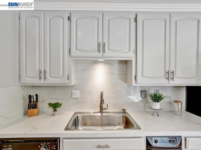 775 Bonde Ct, Pleasanton, CA 94566