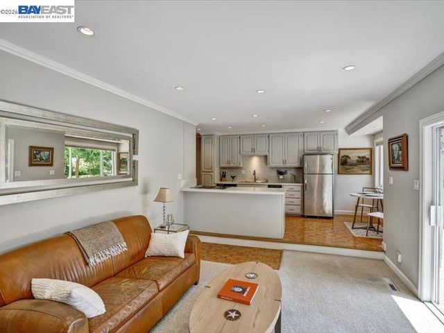 775 Bonde Ct, Pleasanton, CA 94566