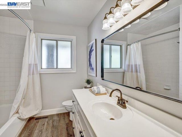 775 Bonde Ct, Pleasanton, CA 94566