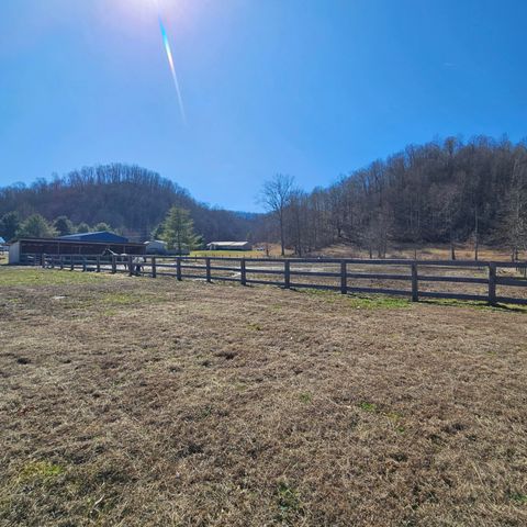 25 Brookwood Lane, Morehead, KY 40351