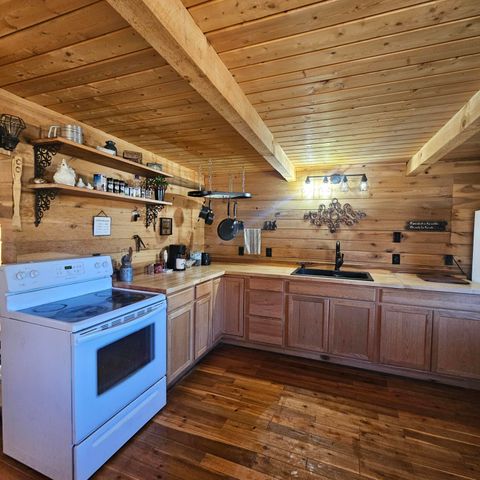 25 Brookwood Lane, Morehead, KY 40351