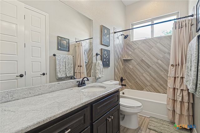 948 Woodland Oaks, New Braunfels, TX 78132