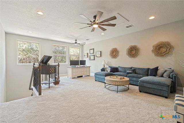 948 Woodland Oaks, New Braunfels, TX 78132