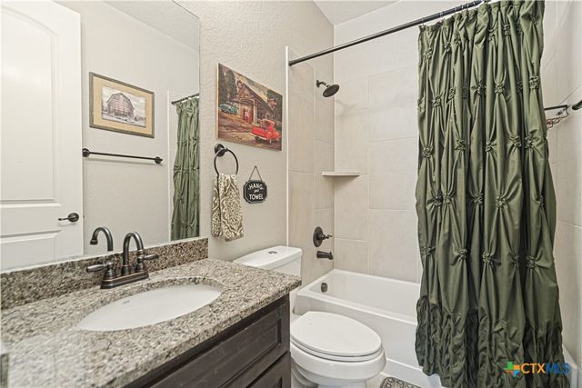948 Woodland Oaks, New Braunfels, TX 78132