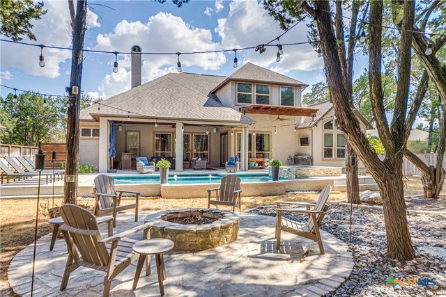 948 Woodland Oaks, New Braunfels, TX 78132