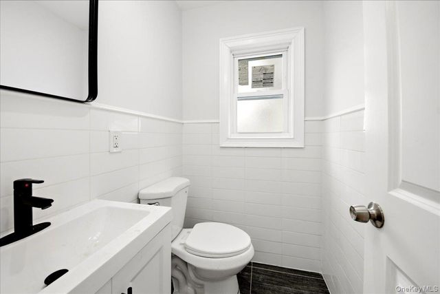 110-28 213th Street, Queens Village, NY 11429