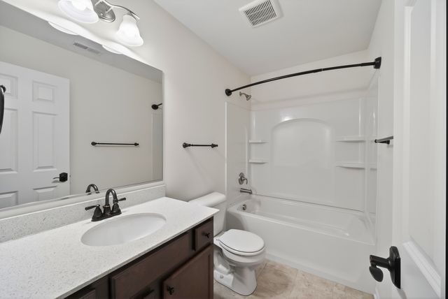 1437 N Charles Avenue, Naperville, IL 60563