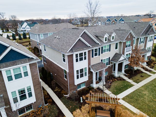 1437 N Charles Avenue, Naperville, IL 60563