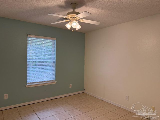 1514 Mariners Cir, Gulf Breeze, FL 32563