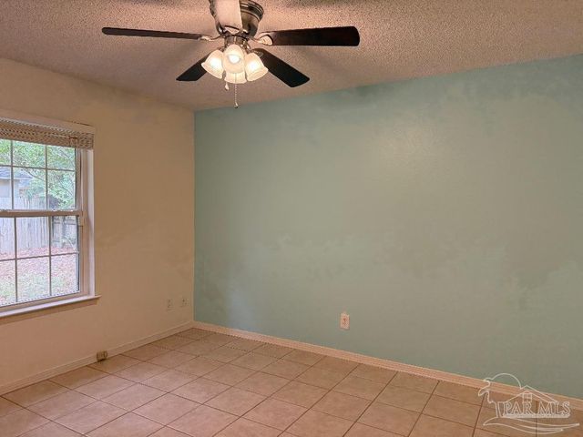 1514 Mariners Cir, Gulf Breeze, FL 32563