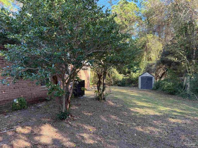 1514 Mariners Cir, Gulf Breeze, FL 32563