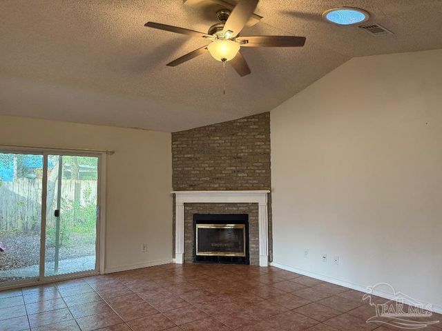 1514 Mariners Cir, Gulf Breeze, FL 32563