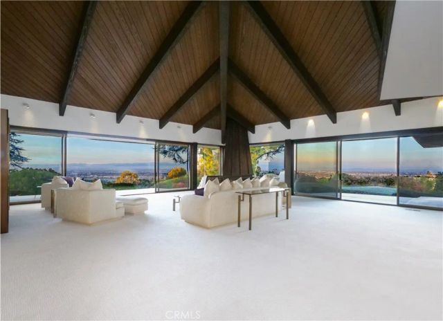 57 Saddleback, Rolling Hills, CA 90274