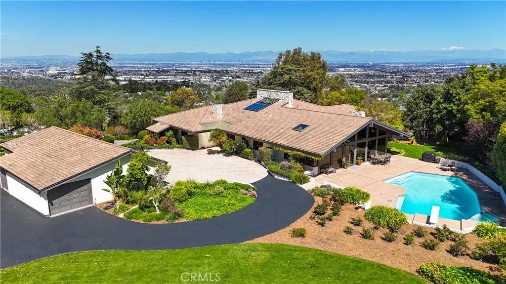 57 Saddleback, Rolling Hills, CA 90274