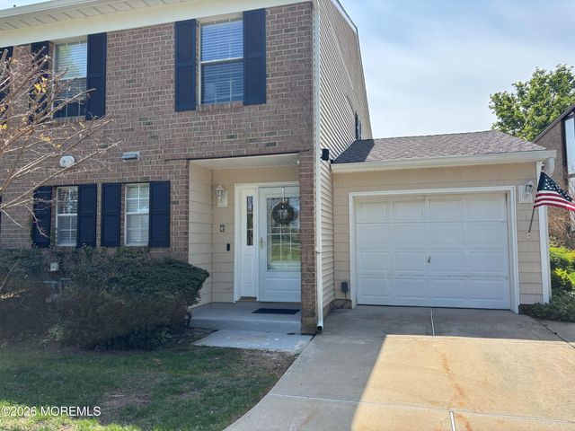 3 Willow Lane, Spring Lake Heights, NJ 07762