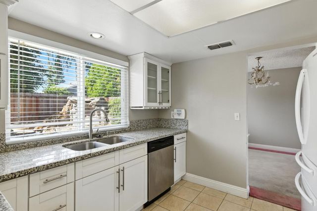 8929 Red Leaf Way, Sacramento, CA 95826