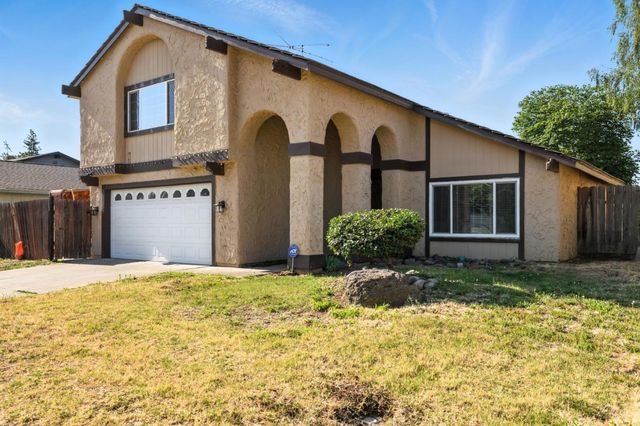 8929 Red Leaf Way, Sacramento, CA 95826