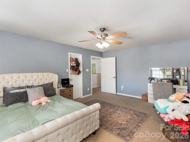 941 Capetown Lane, Clover, SC 29710