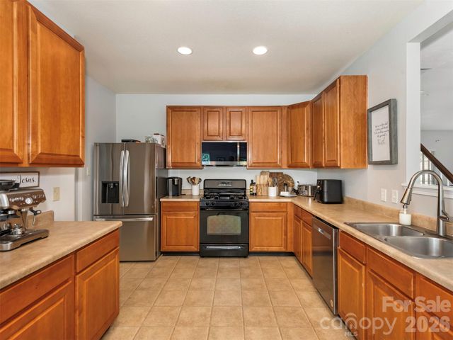 941 Capetown Lane, Clover, SC 29710