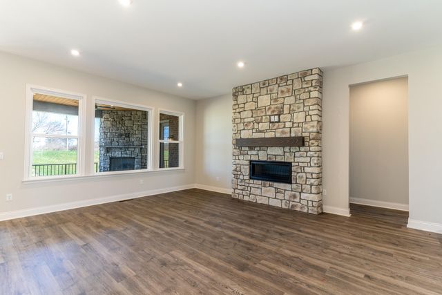 602 Bluestem Drive, Edgewood, KY 41018