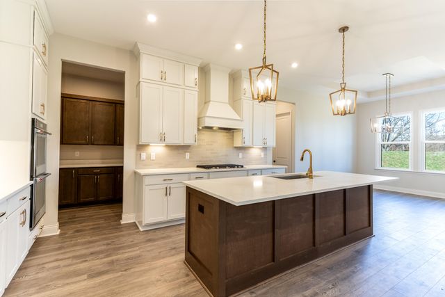 602 Bluestem Drive, Edgewood, KY 41018