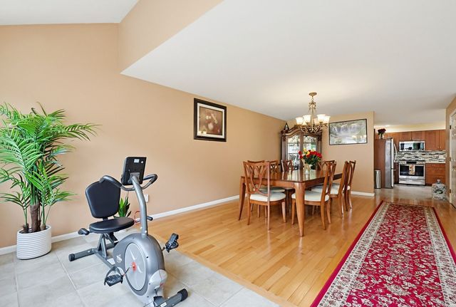 81 Arrowhead Cir 81, Ashland, MA 01721