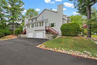 81 Arrowhead Cir 81, Ashland, MA 01721