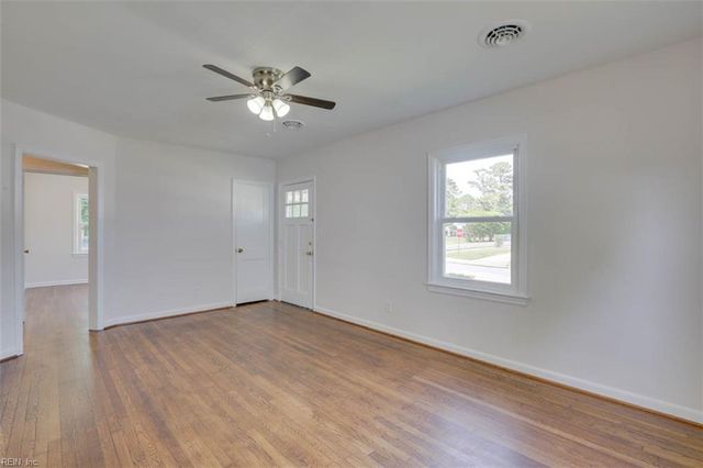 343 Darby AVE, Hampton, VA 23663