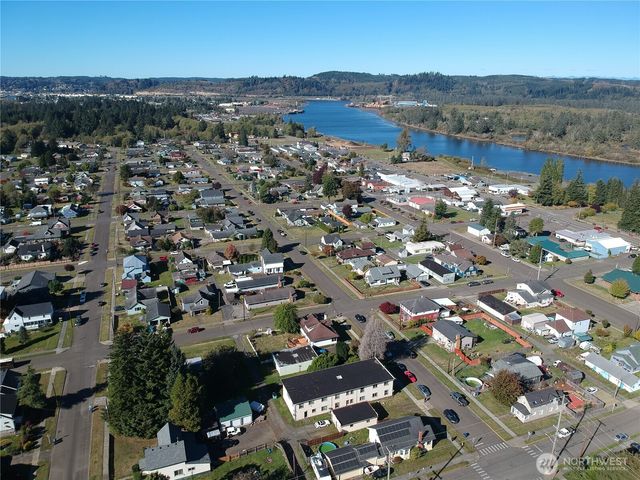 1320 3rd Street, Cosmopolis, WA 98537