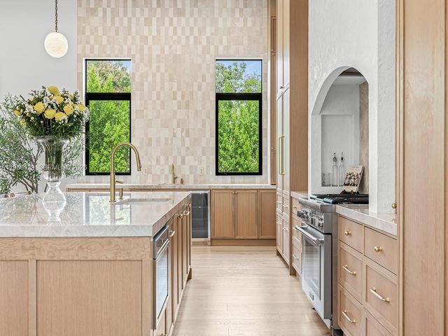 14200 Old Cutler Rd, Palmetto Bay, FL 33158