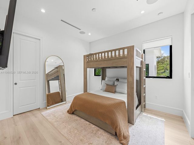 14200 Old Cutler Rd, Palmetto Bay, FL 33158