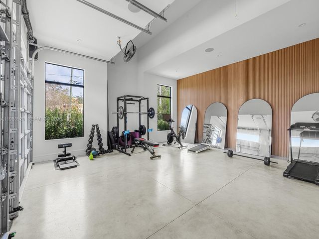 14200 Old Cutler Rd, Palmetto Bay, FL 33158